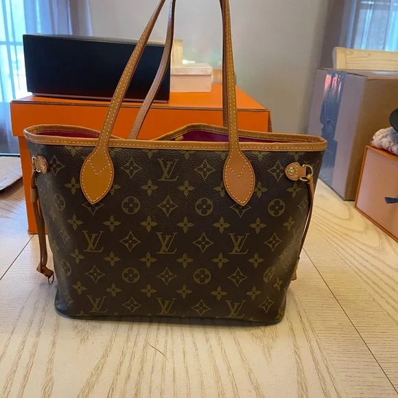 Authentic Louis Vuitton PM limited edition Neverfull - Picture 2 of 10